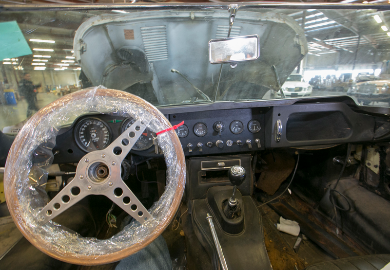 Illustration for article titled Man's Stolen Jaguar E-Type Miraculously Found After 46 Years